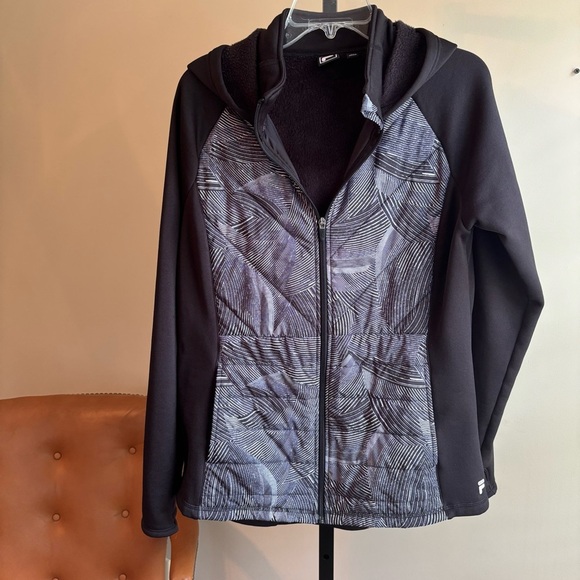 Fila Black and Gray Ski Jacket with Quilted Design - Picture 1 of 6